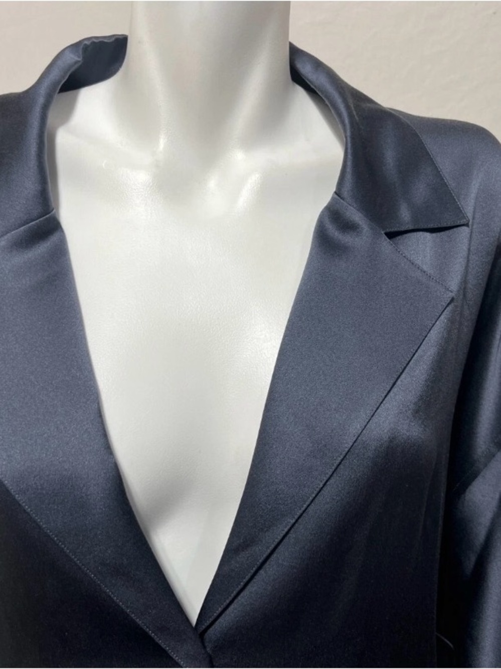 NWT VINCE $365 sumptuous silk gray tie back button down blouse sz XXL WOWZA! - Picture 2 of 8